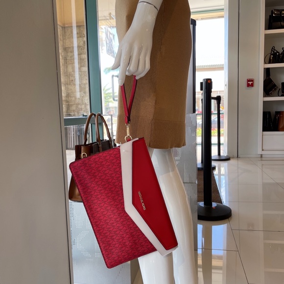 Michael Kors Maisie Large 3 in 1 Tote - Picture 5 of 16